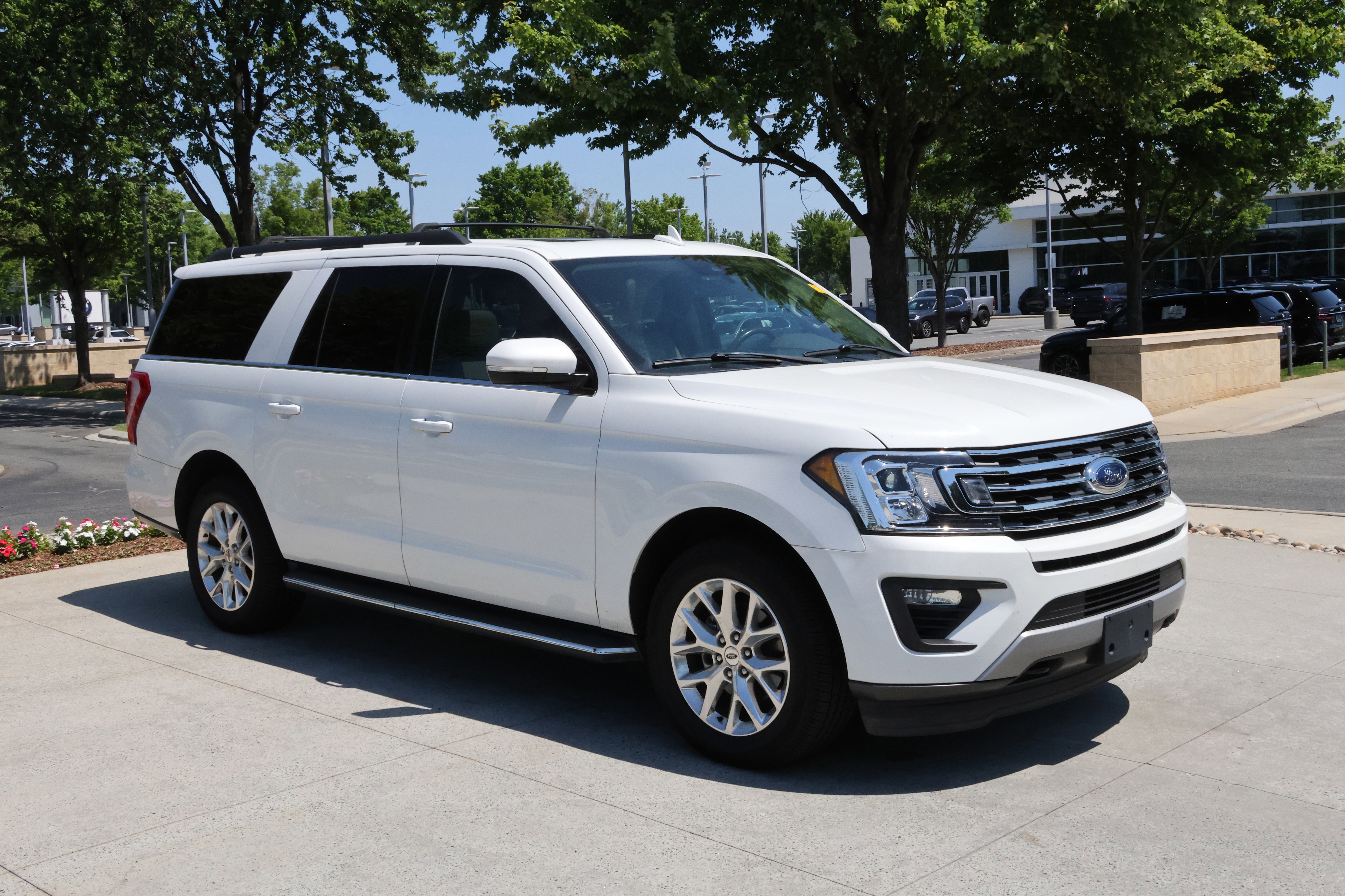 Used 2021 Ford Expedition Max XLT AWD/4WD image 2