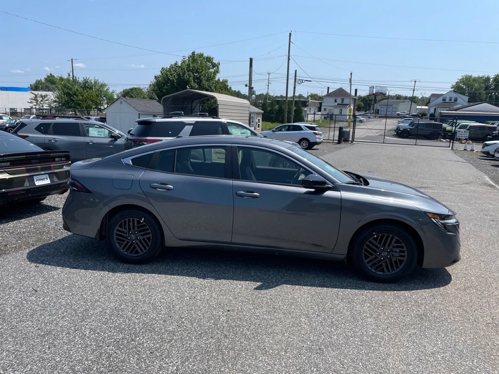 New 2026 Nissan Sentra SV w/ SV Convenience Package FWD image 4