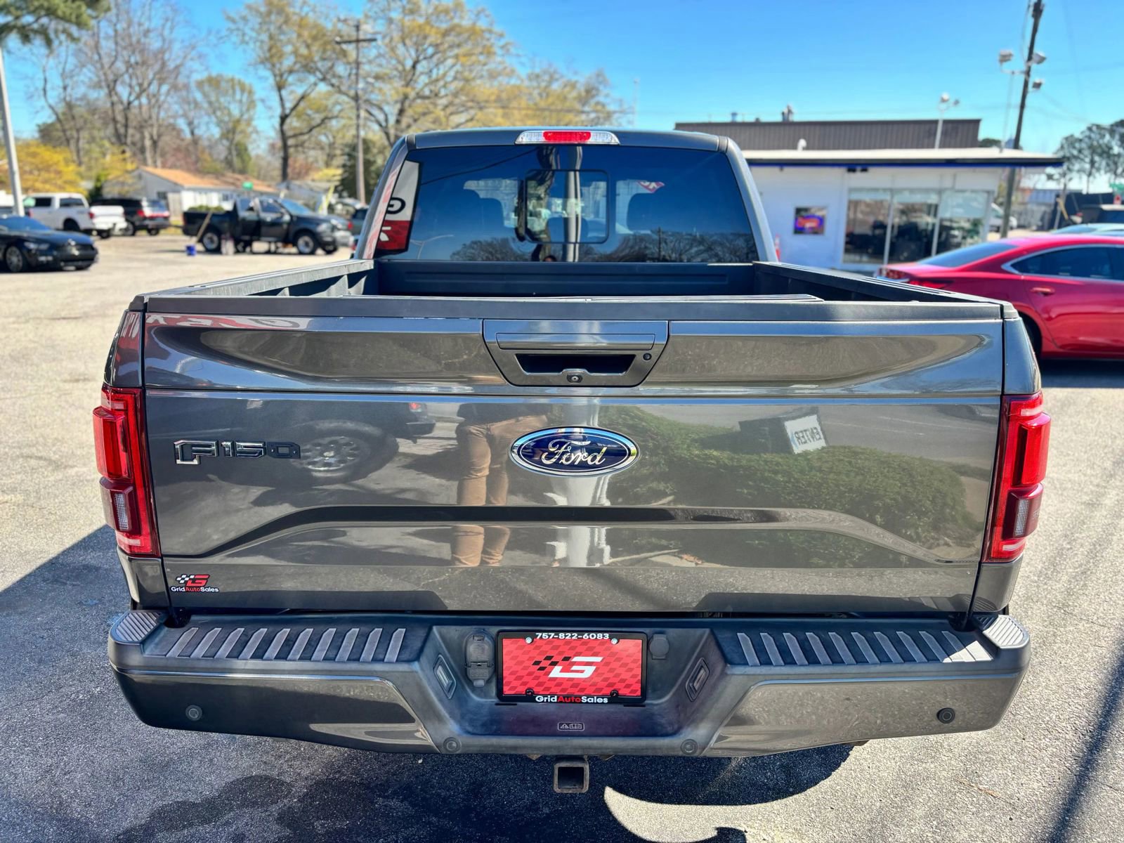 Used 2016 Ford F150 Lariat w/ Equipment Group 502A Luxury AWD/4WD image 4