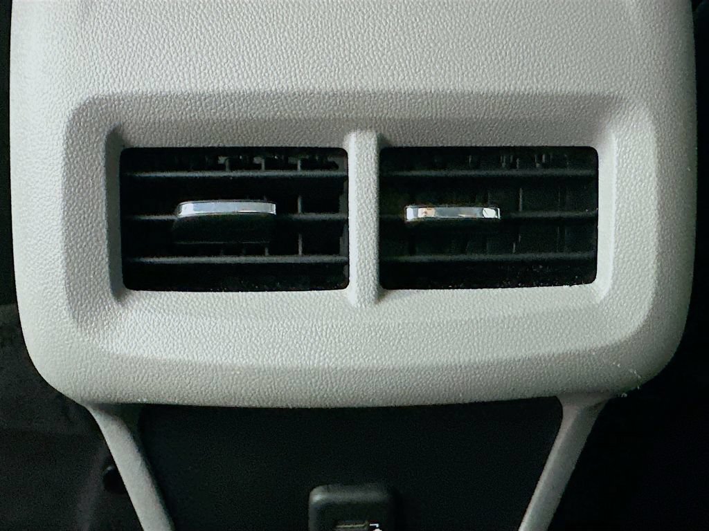 Used 2020 GMC Terrain SLT w/ Preferred Package AWD/4WD image 25