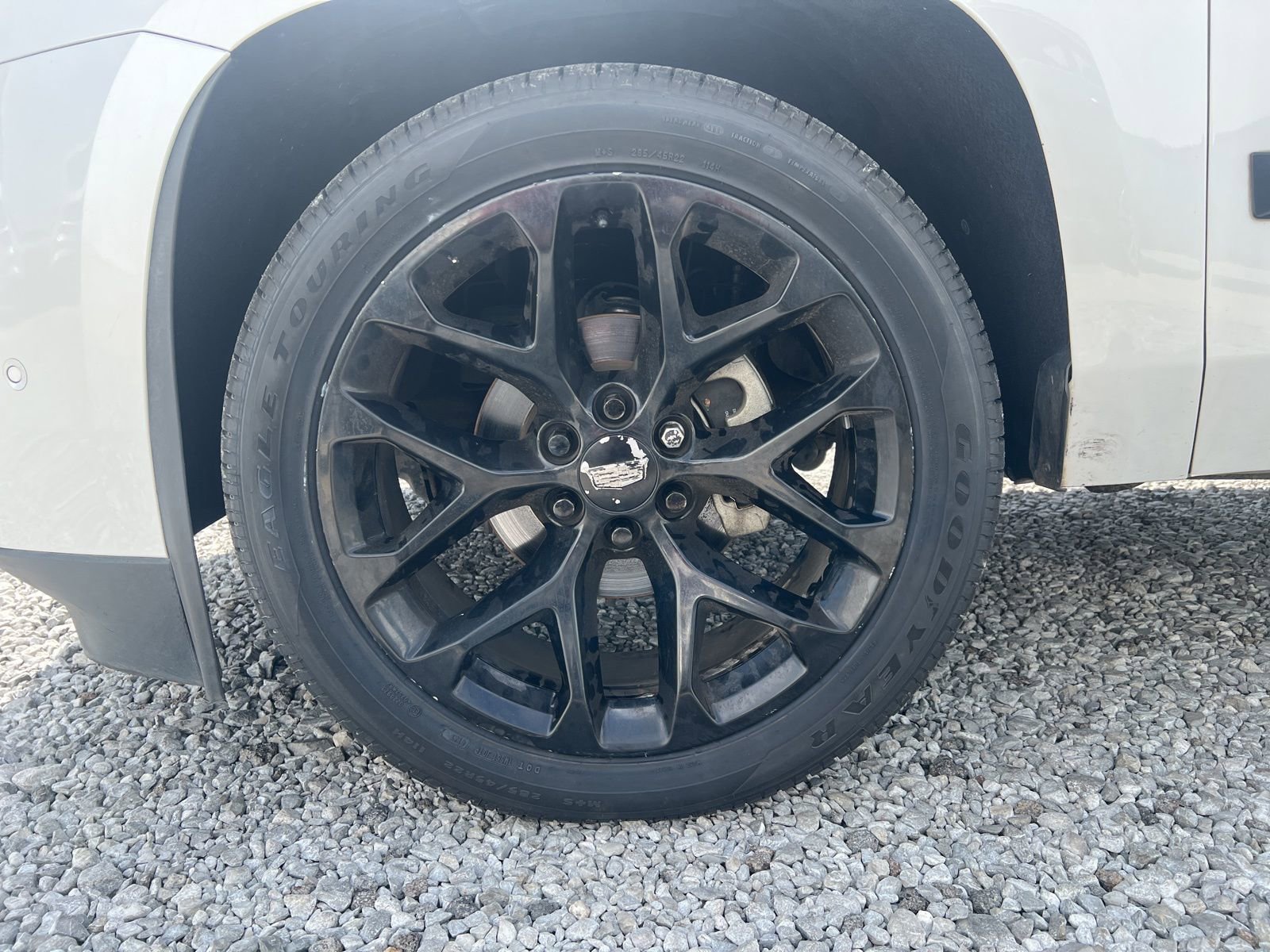 Used 2018 Cadillac Escalade Platinum AWD/4WD image 7