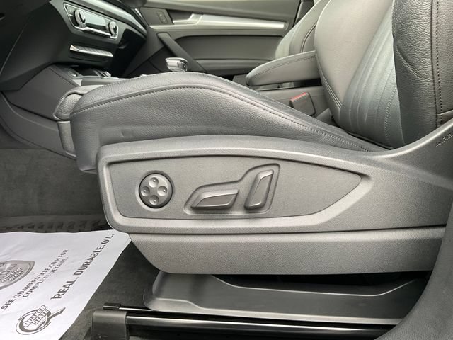 Used 2020 Audi Q5 2.0T Titanium Premium Plus AWD/4WD image 15