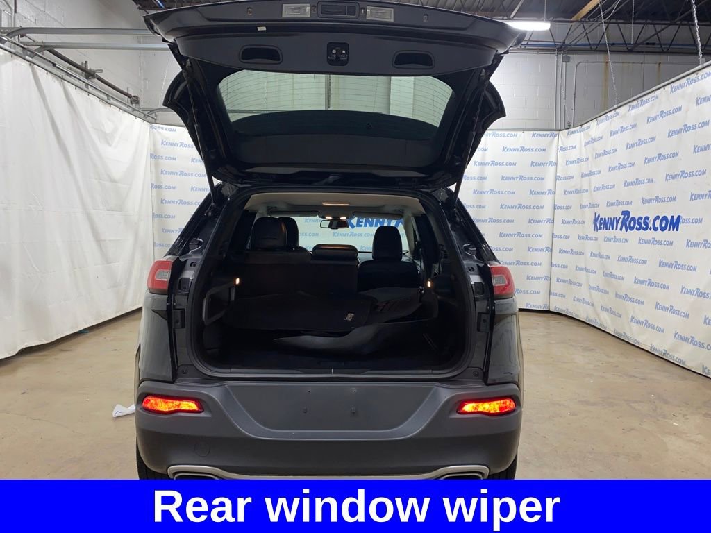 Used 2015 Jeep Cherokee Limited image 22