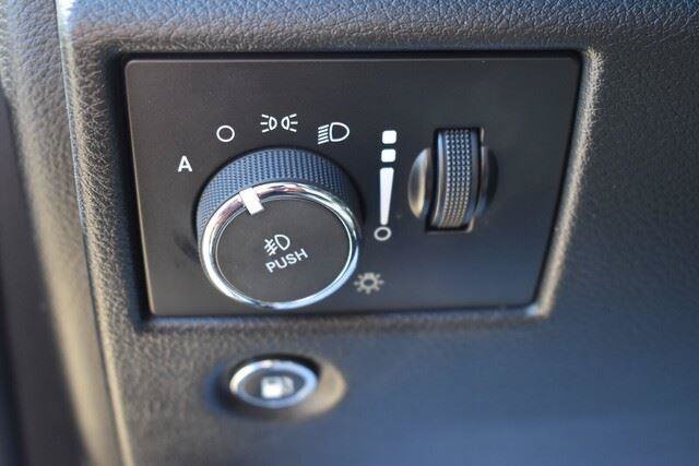 Used 2022 Jeep Grand Cherokee Limited AWD/4WD image 30