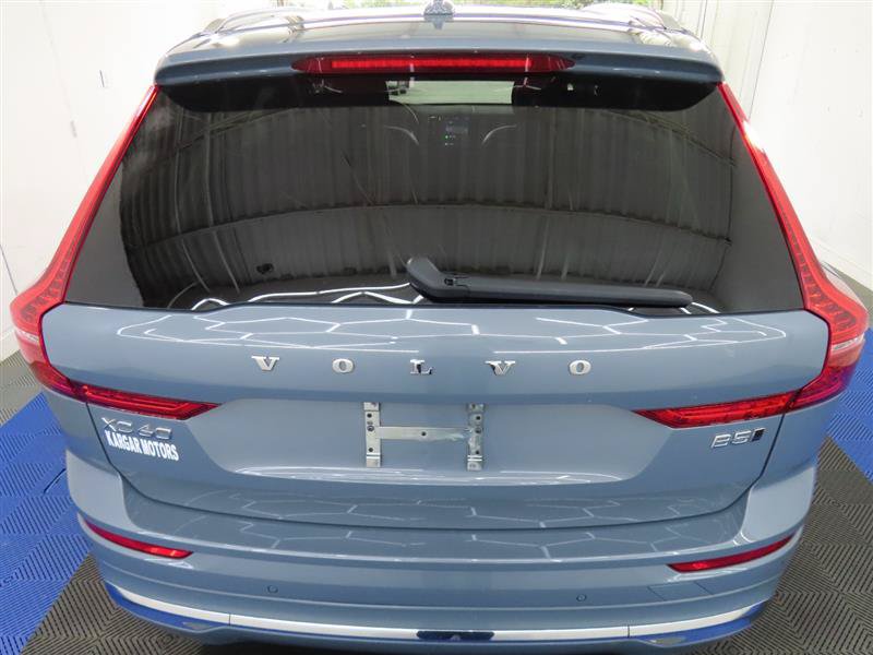 Used 2023 Volvo XC60 B5 Plus AWD/4WD image 5