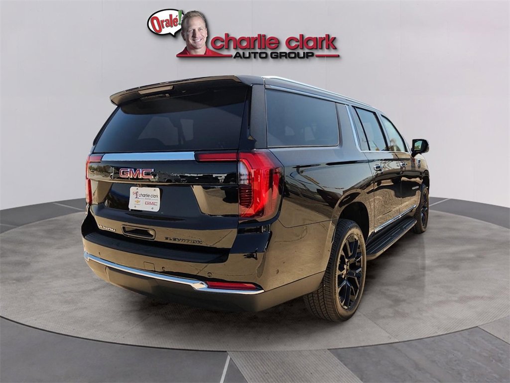 New 2026 GMC Yukon XL Elevation image 5