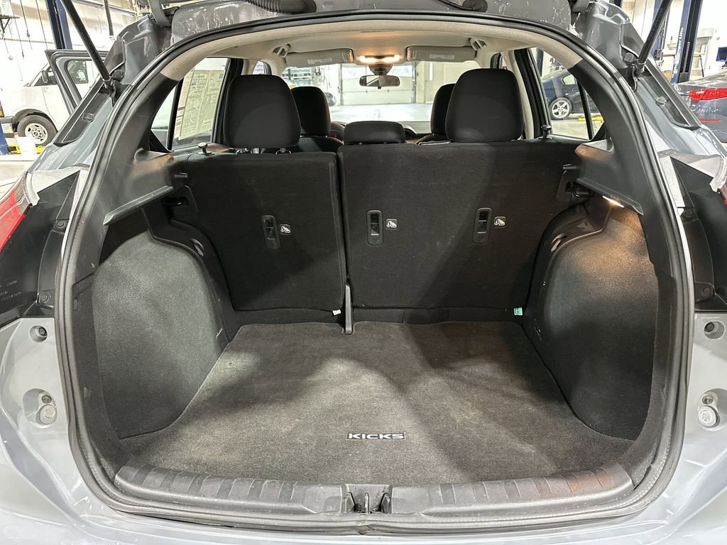 Used 2023 Nissan Kicks SV image 19