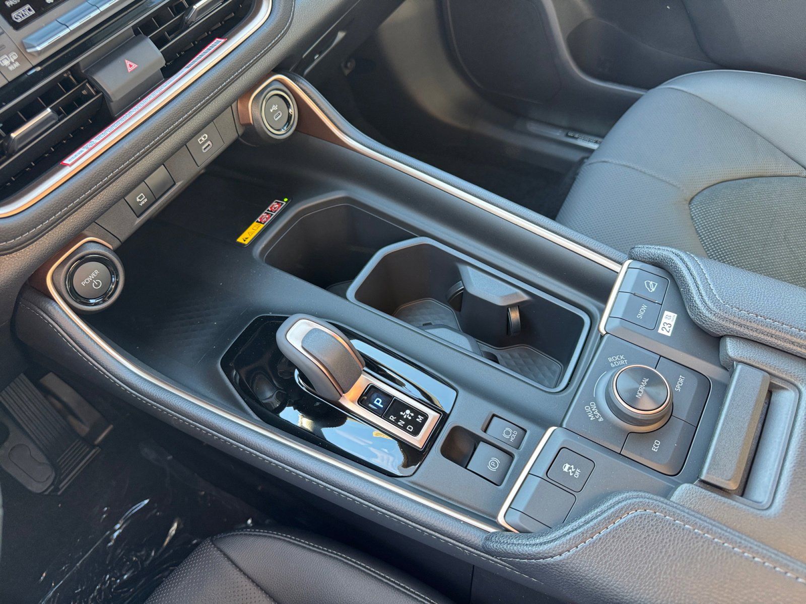 New 2026 Toyota Grand Highlander AWD Hybrid image 14