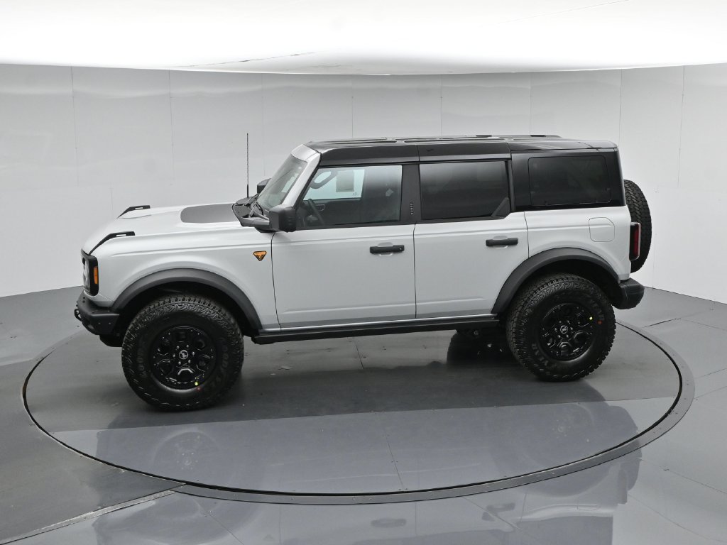 New 2026 Ford Bronco Badlands w/ Wildtrak Package AWD/4WD image 43