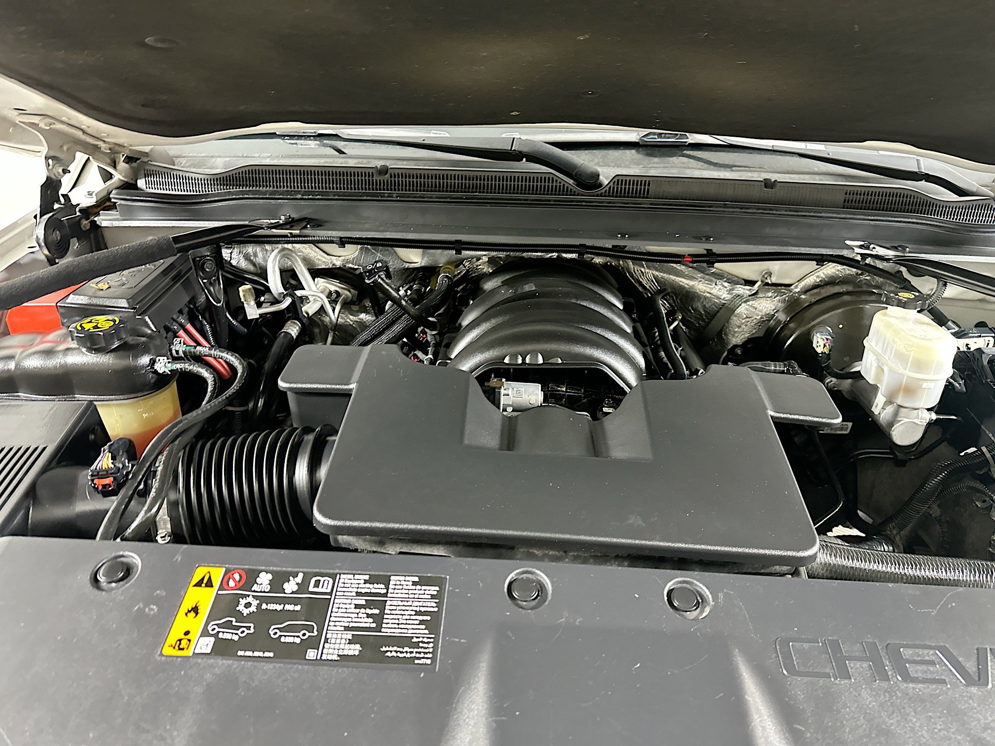 Used 2017 Chevrolet Suburban LT w/ LT Signature Package RWD image 35