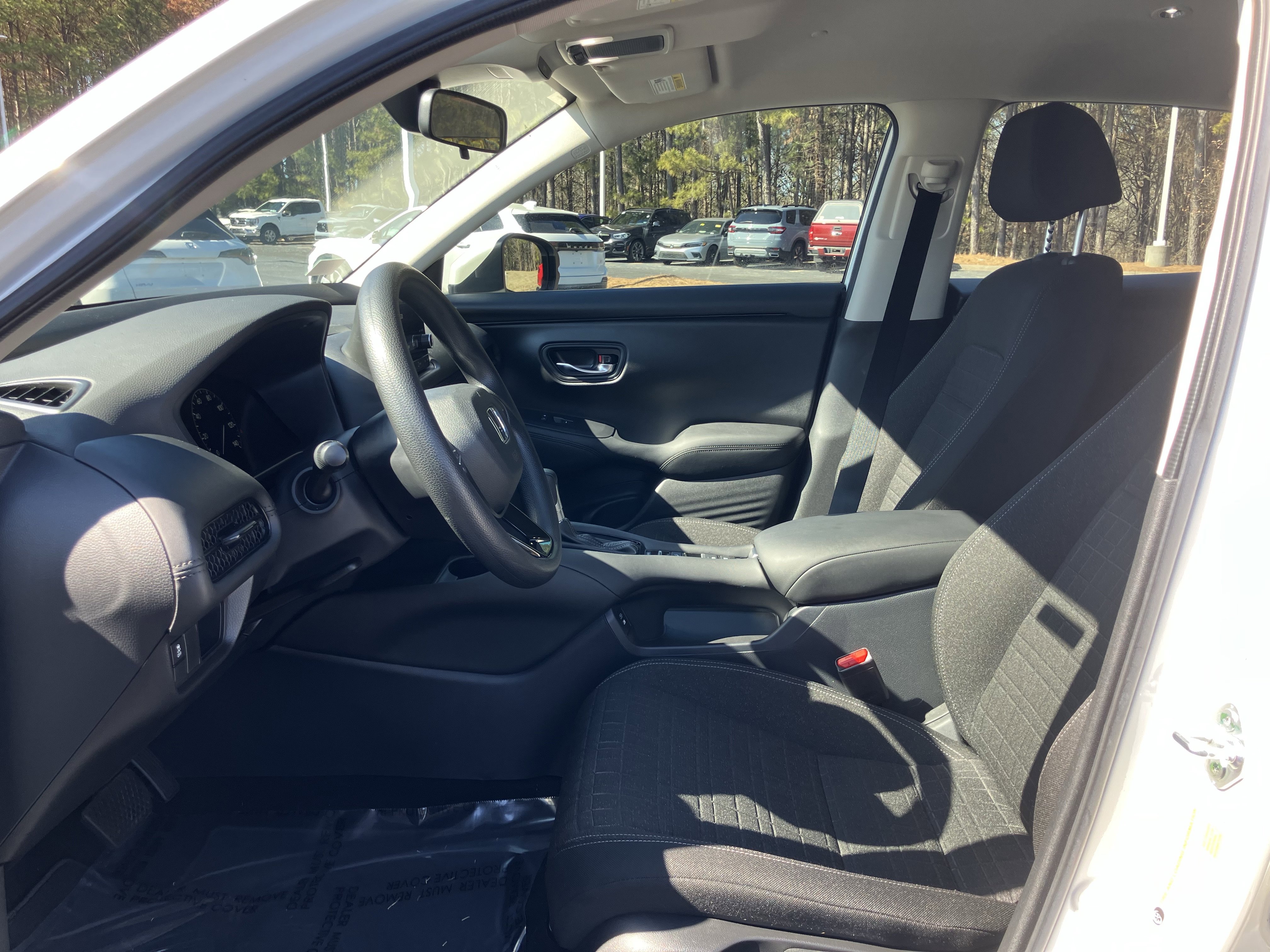 Certified 2024 Honda HR-V LX image 16