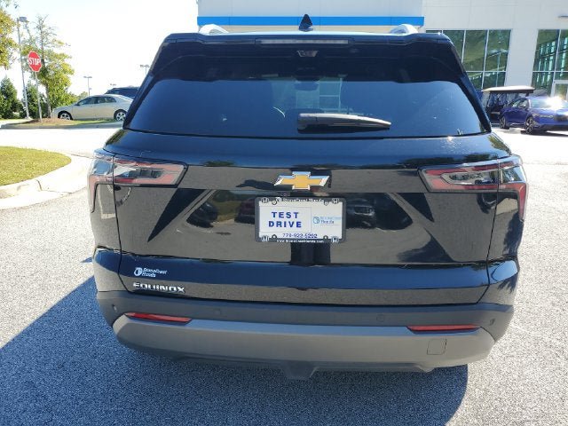 Used 2025 Chevrolet Equinox LT w/ Convenience Package II FWD image 6