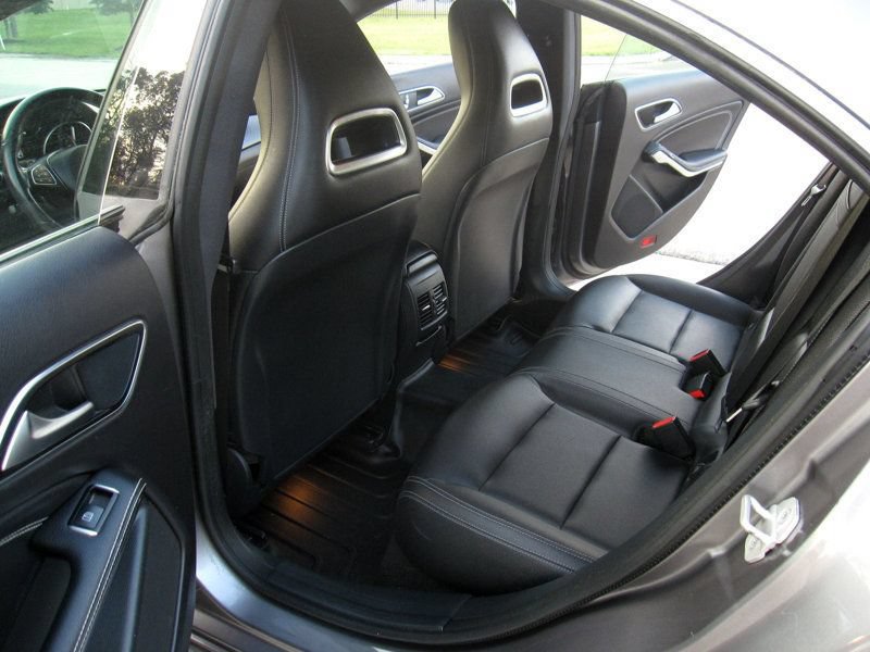 Used 2018 Mercedes-Benz CLA 250 4MATIC image 27