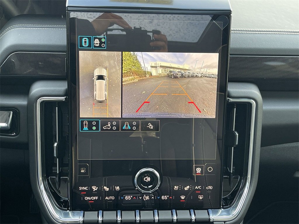 New 2026 GMC Yukon Elevation w/ Elevation Premium Package image 15