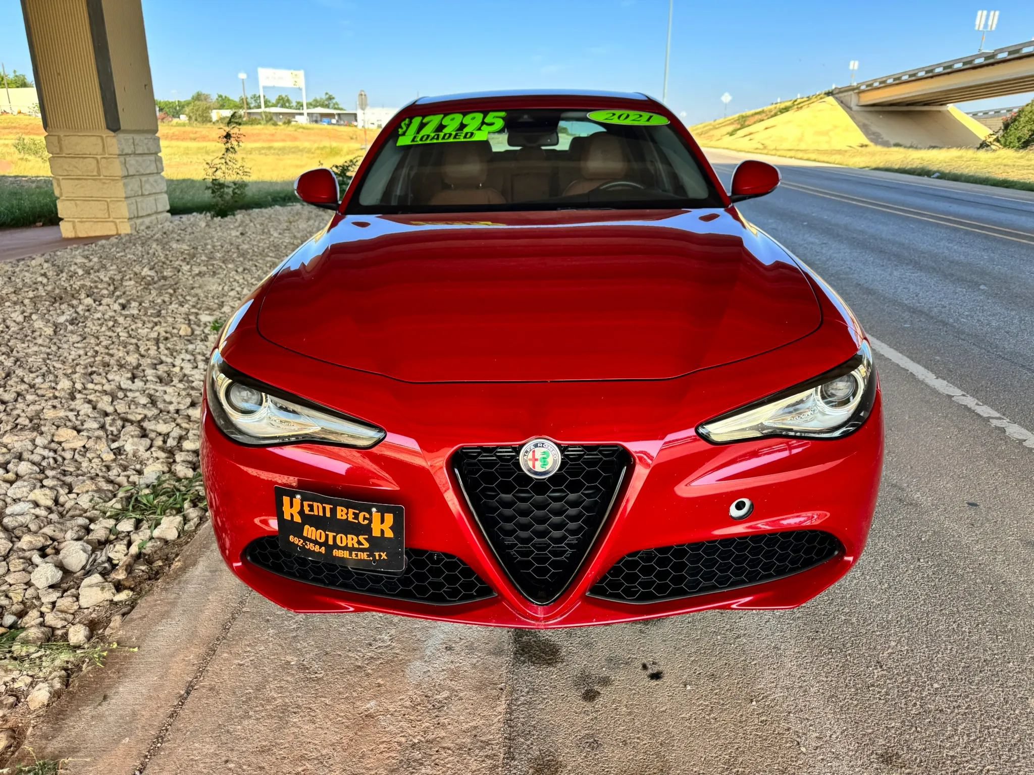 Used 2021 Alfa Romeo Giulia Sprint w/ Cold Weather Package AWD/4WD image 8