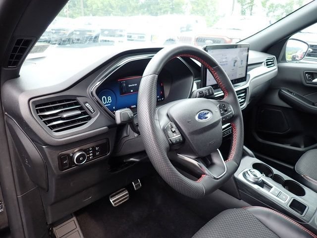 Certified 2023 Ford Escape ST-Line Select w/ Tech Pack #2 AWD/4WD image 16