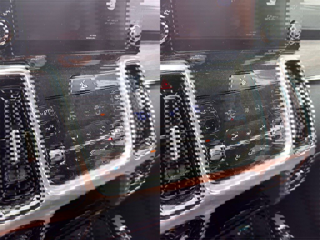 Used 2021 Kia Sorento SX Prestige image 23