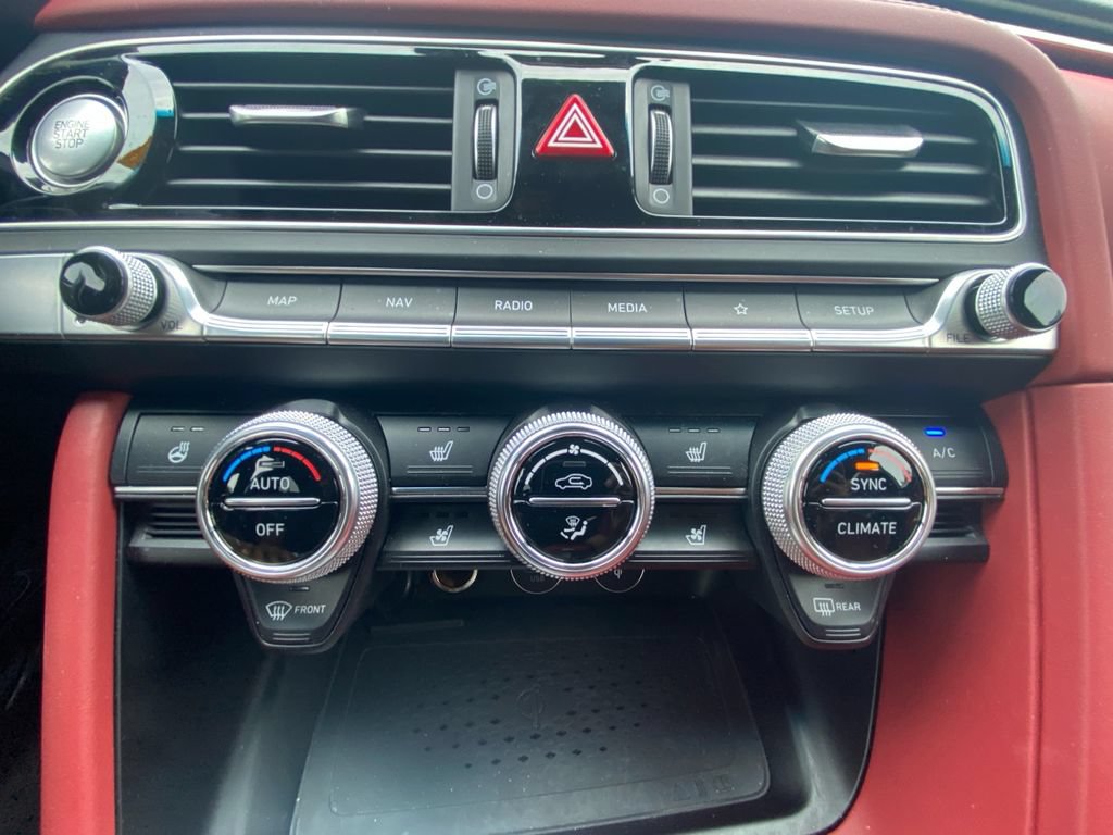 Used 2023 Genesis G70 3.3T w/ Sport Prestige Package AWD/4WD image 17
