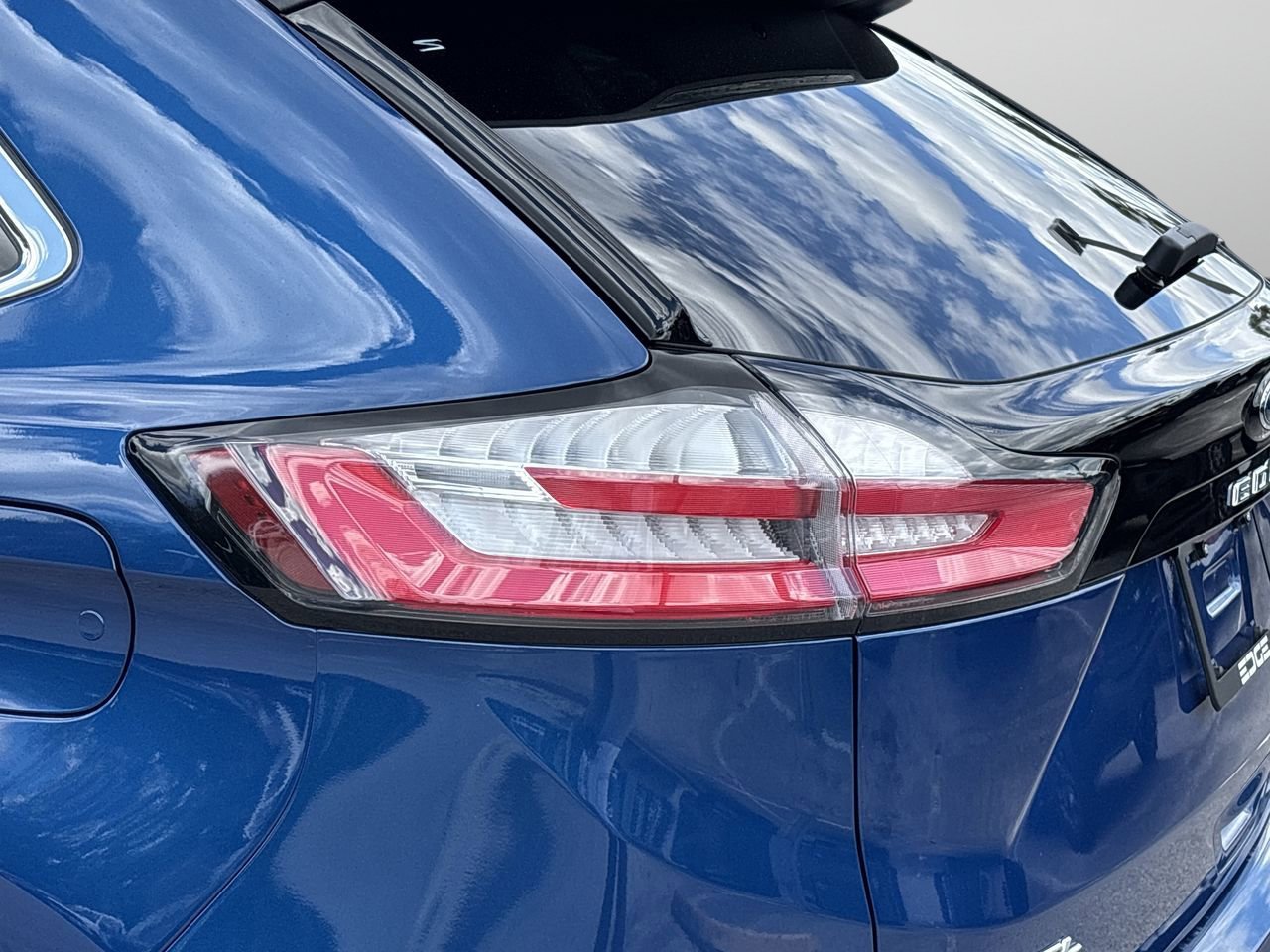 Certified 2023 Ford Edge SEL w/ Convenience Package AWD/4WD image 7