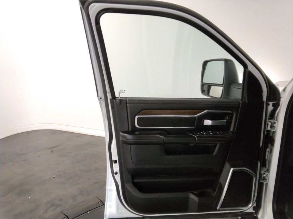 Used 2024 RAM 2500 Laramie image 31