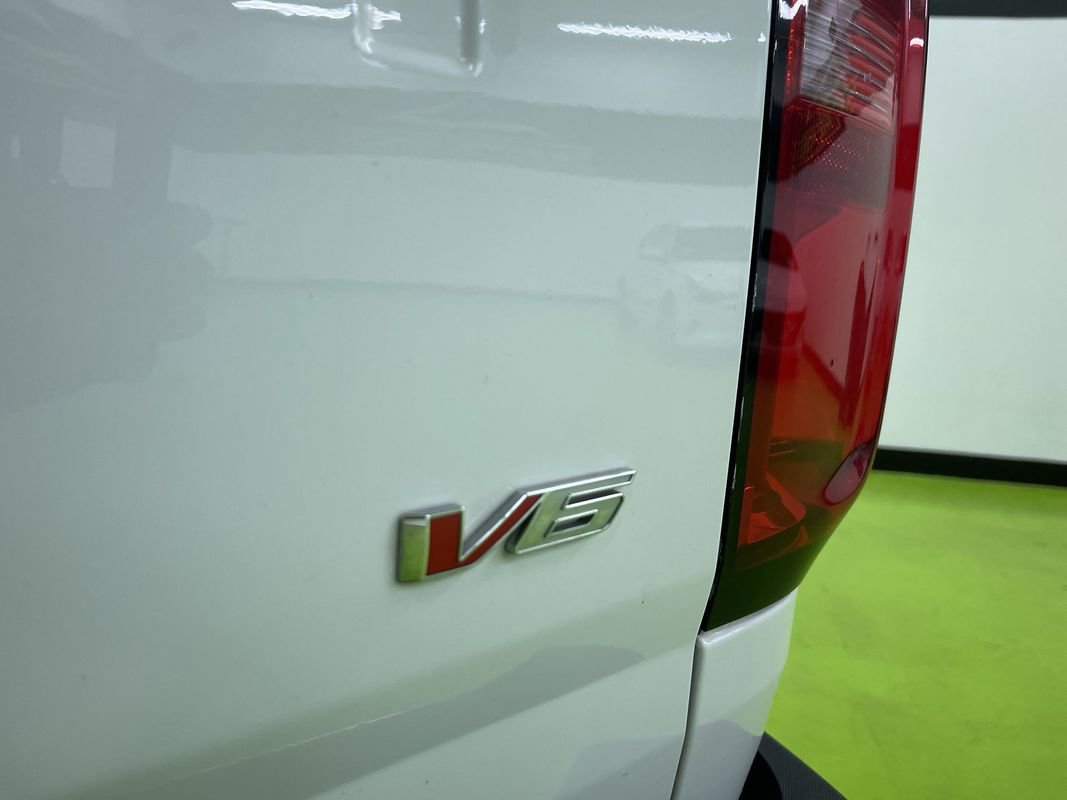 Used 2022 Chevrolet Colorado W/T image 14