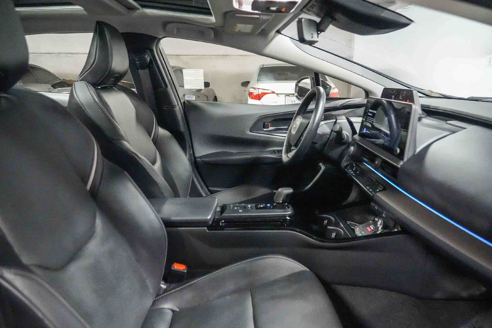 Certified 2024 Toyota Prius XLE FWD image 17