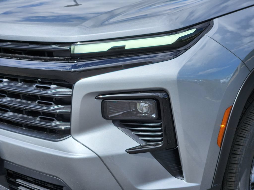 New 2027 Chevrolet Traverse LT w/ Midnight/Sport Edition AWD/4WD image 6