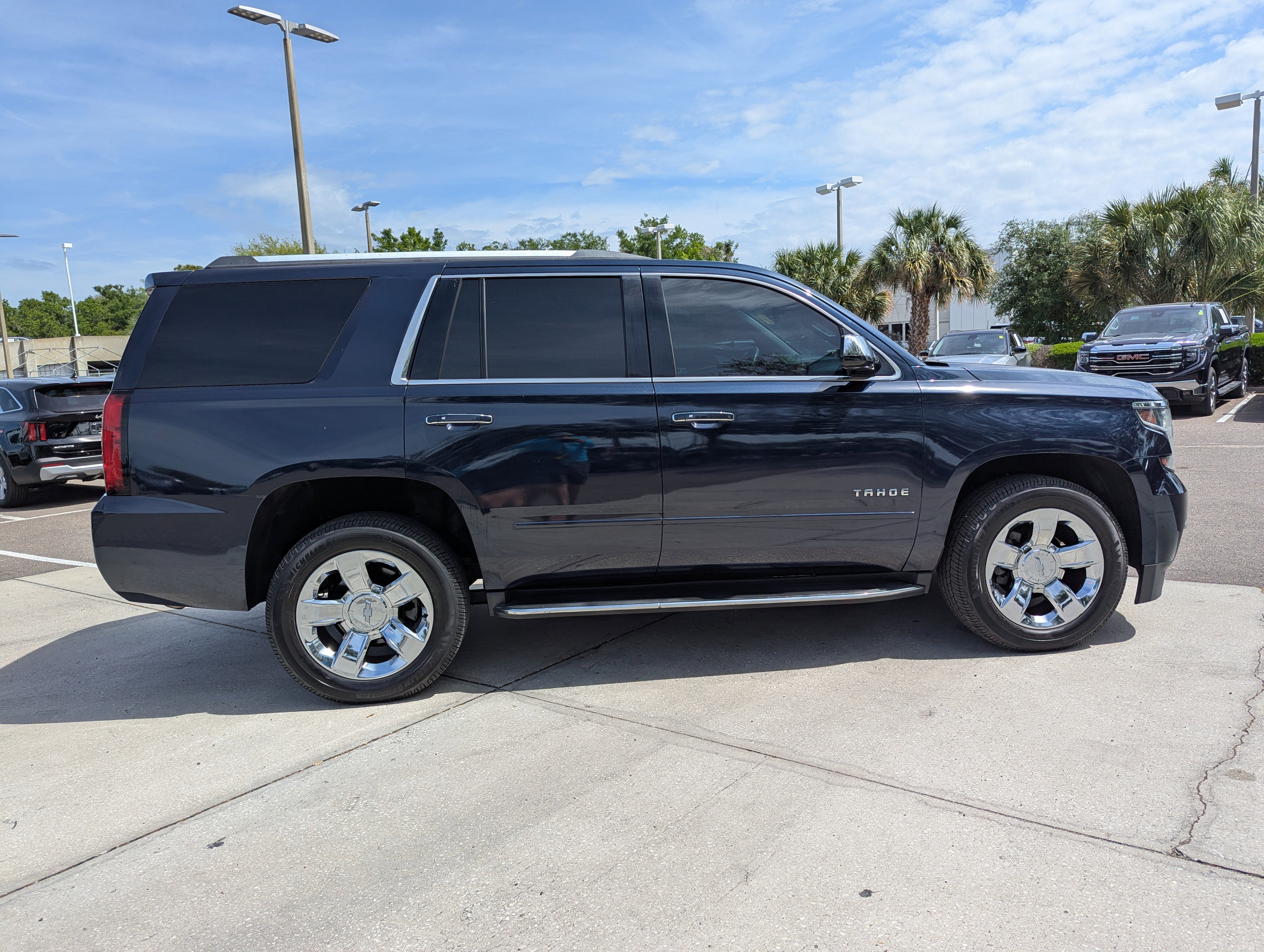 Used 2017 Chevrolet Tahoe Premier RWD image 9