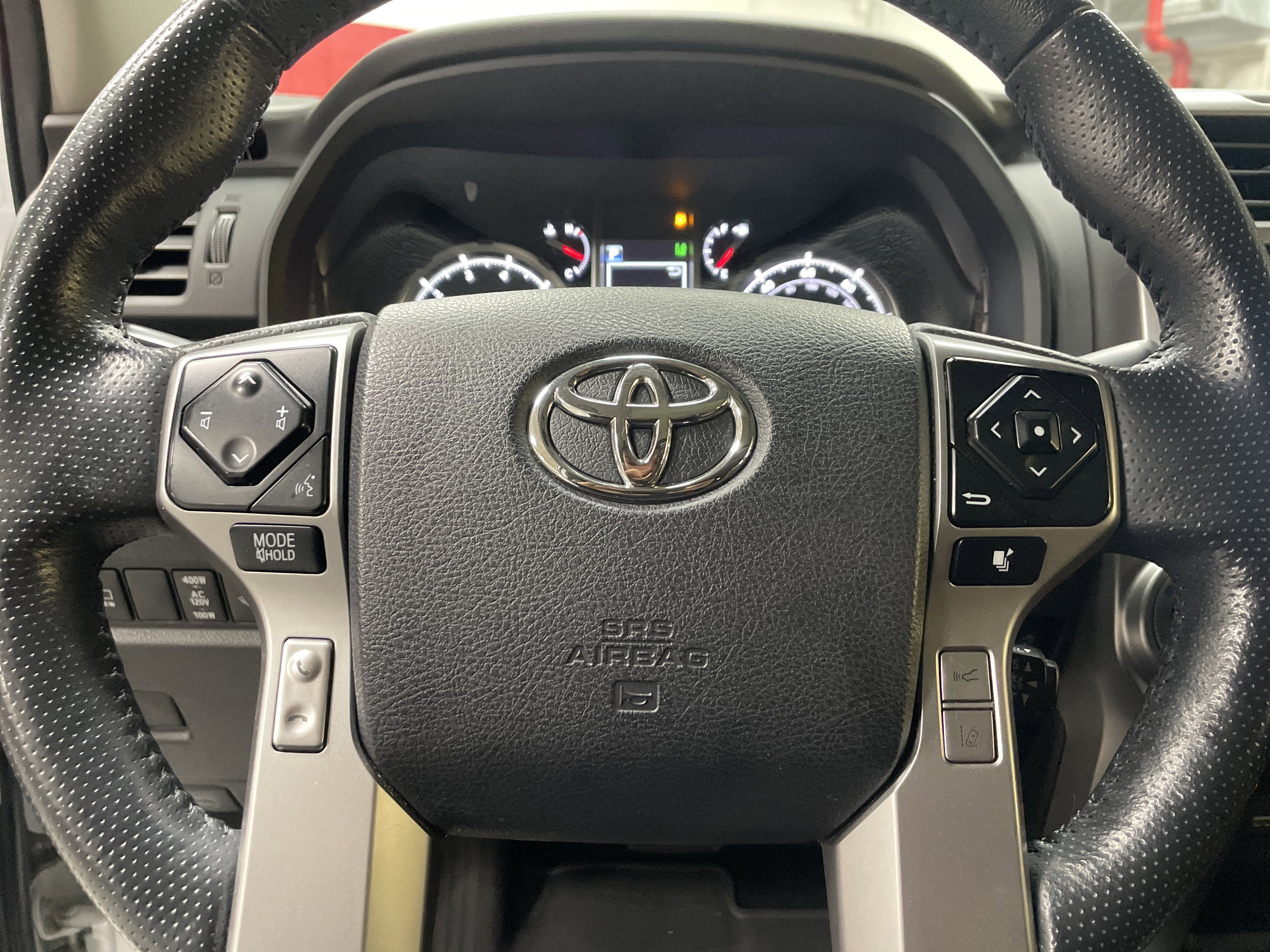 Used 2024 Toyota 4Runner Limited image 18