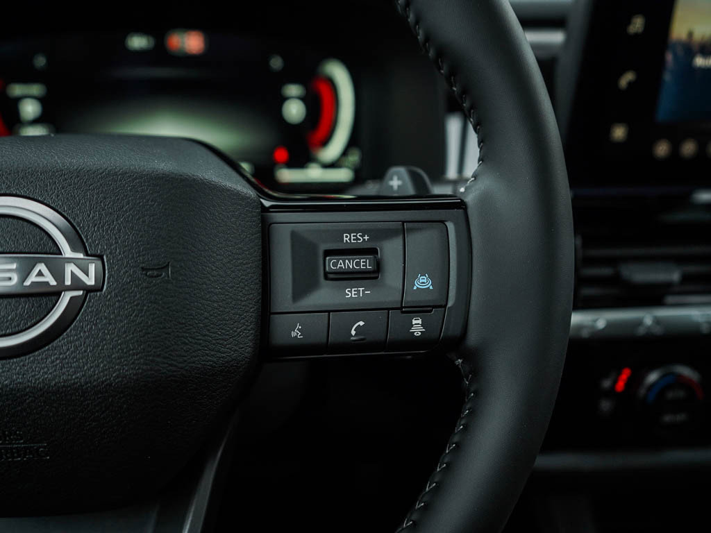 New 2026 Nissan Pathfinder Platinum w/ Cargo Package AWD/4WD image 23