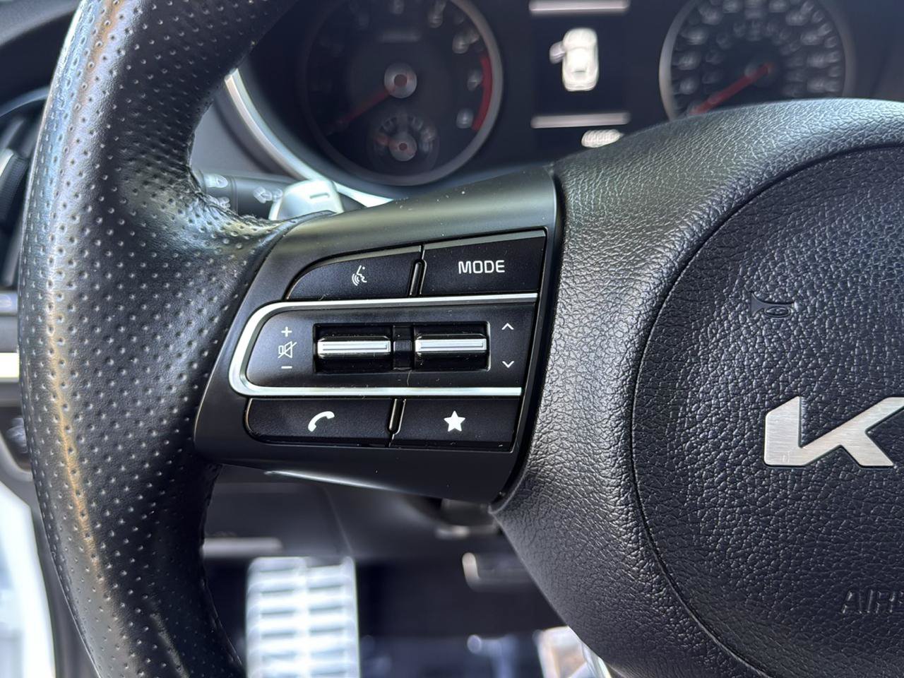 Used 2022 Kia Stinger GT-Line RWD image 18