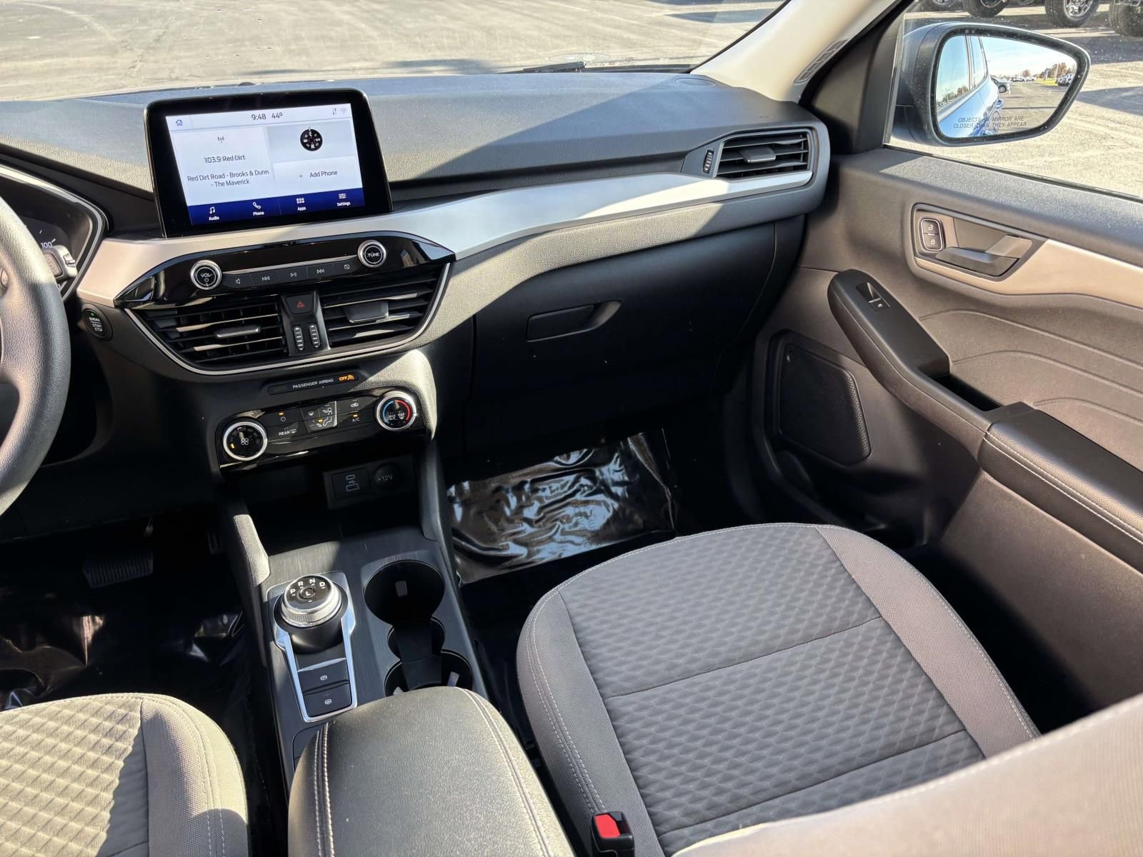 Certified 2022 Ford Escape SE image 32