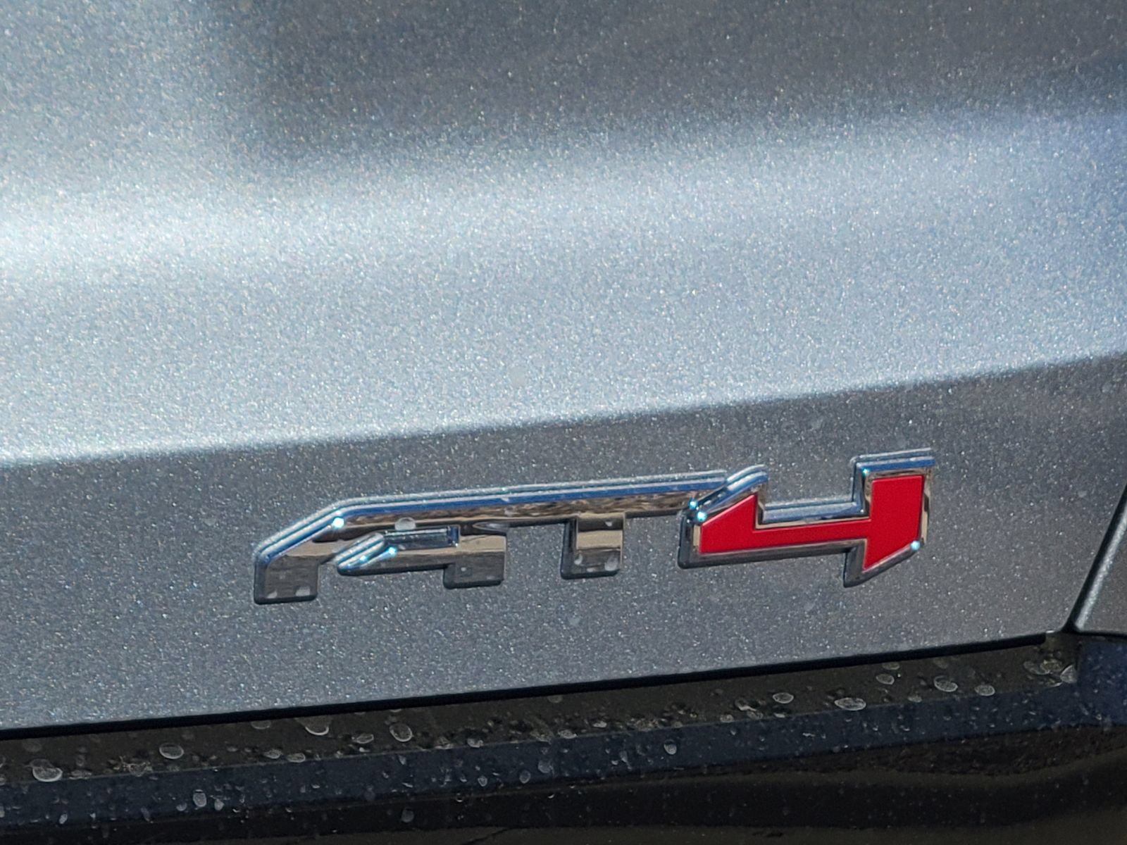 New 2026 GMC Terrain AT4 w/ Technology Package II AWD/4WD image 11