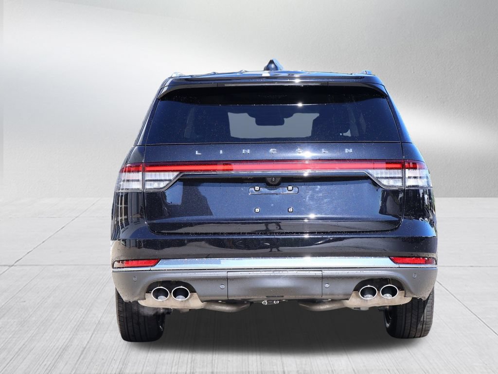 Used 2025 Lincoln Aviator AWD image 36
