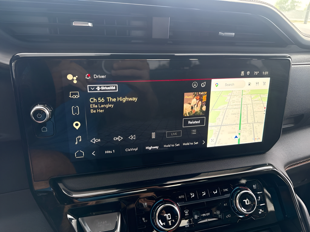 Used 2025 GMC Sierra 2500 AT4 AWD/4WD image 23