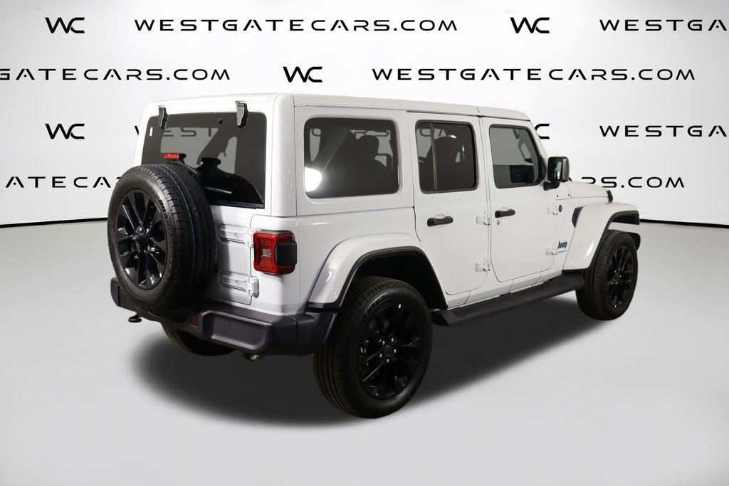 Used 2025 Jeep Wrangler Unlimited Sahara AWD/4WD image 49