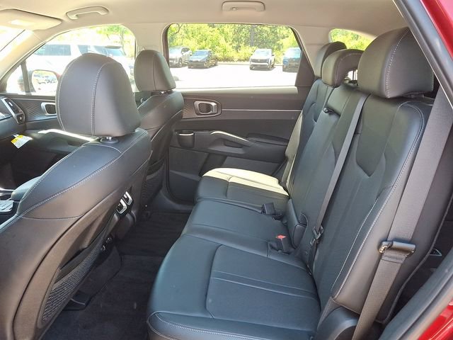 Certified 2023 Kia Sorento S FWD image 12