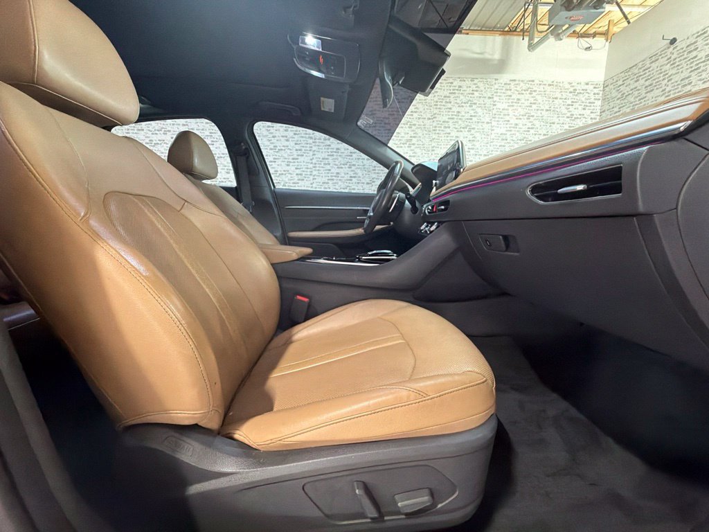 Used 2020 Hyundai Sonata Limited w/ Cargo Package FWD image 11