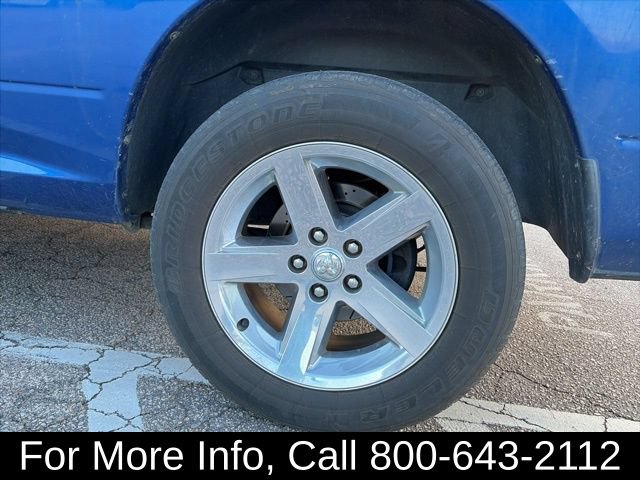 Used 2016 RAM 1500 Express RWD image 30