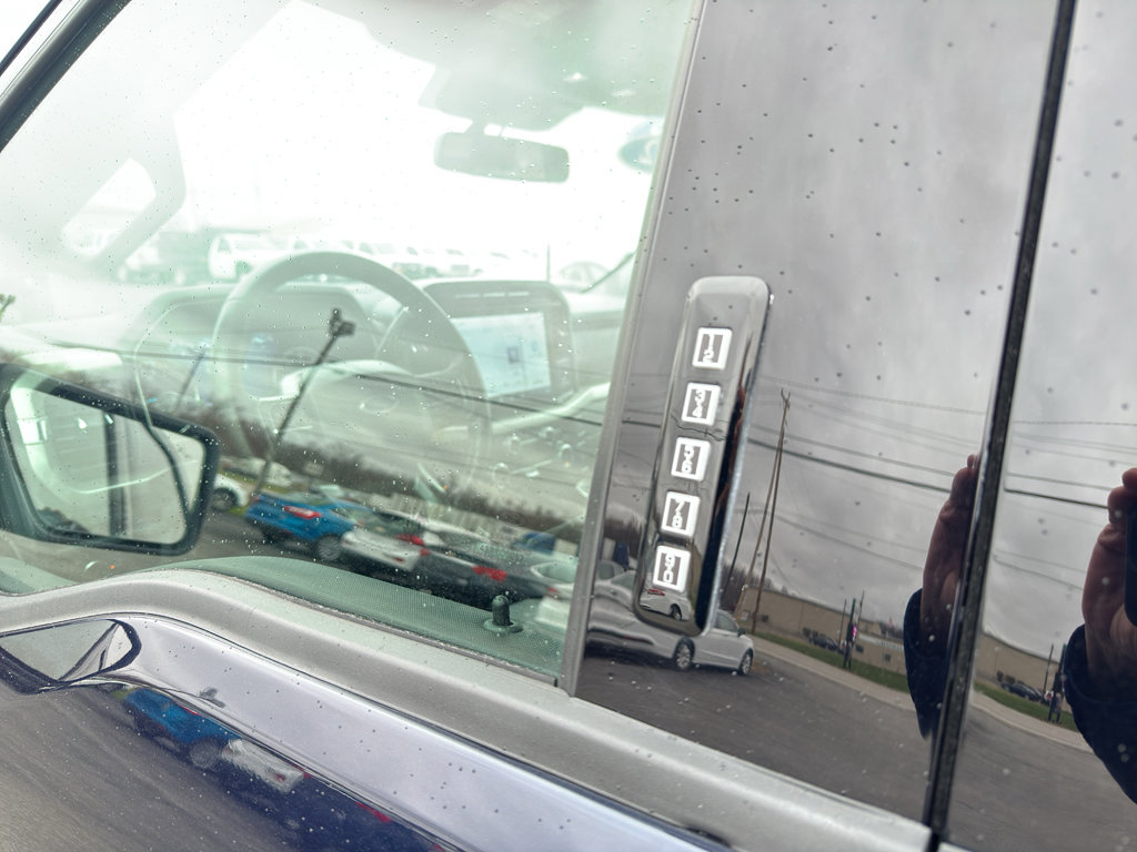 Used 2022 Ford F150 XLT w/ Equipment Group 302A High image 8