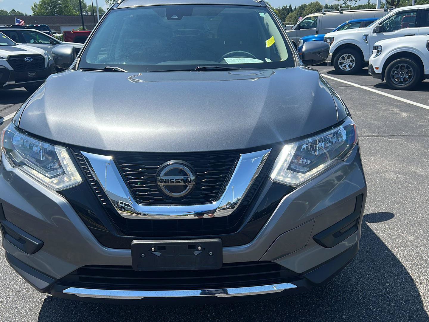 Used 2020 Nissan Rogue SV AWD/4WD image 13