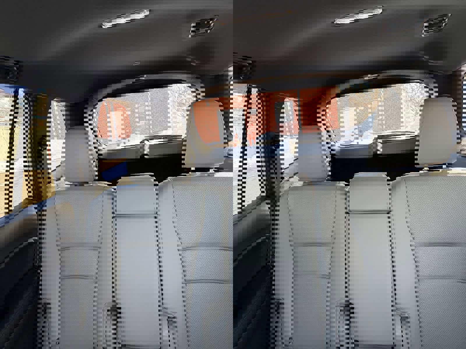 Used 2023 Honda Passport EX-L image 29