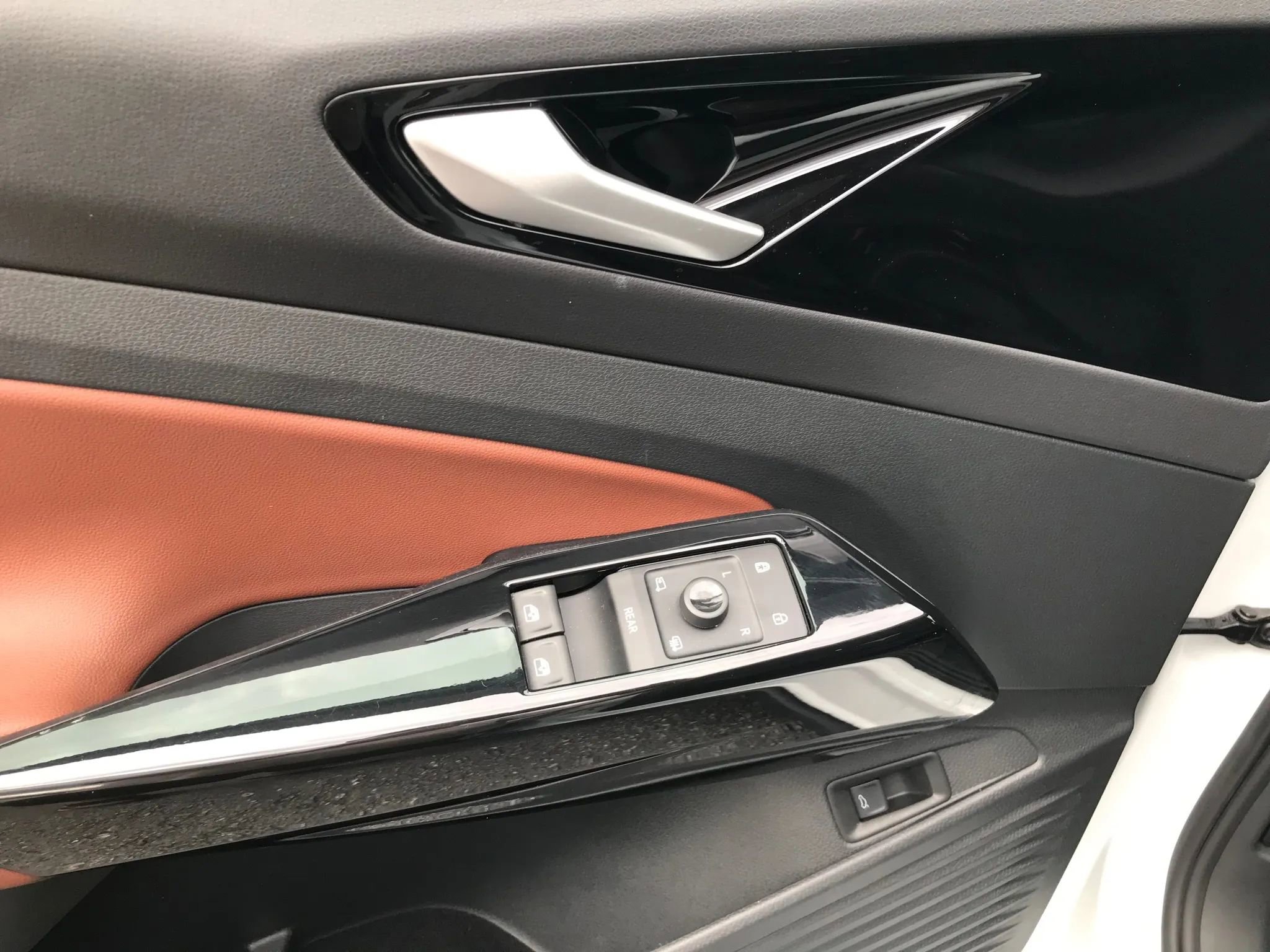 Used 2022 Volkswagen ID.4 Pro S w/ Gradient Package image 64