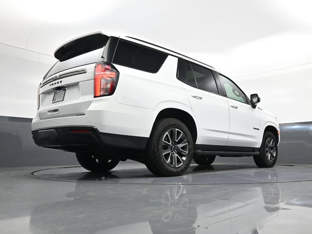 Used 2022 Chevrolet Tahoe Z71 w/ Luxury Package AWD/4WD image 26