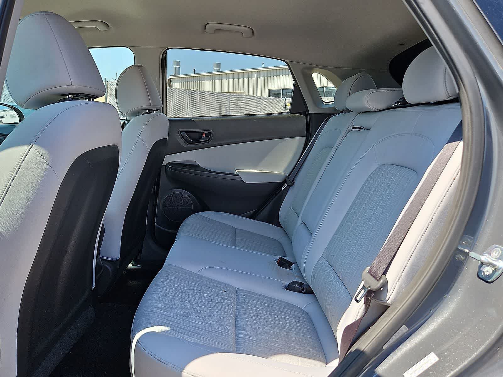 Used 2023 Hyundai Kona SEL FWD image 28
