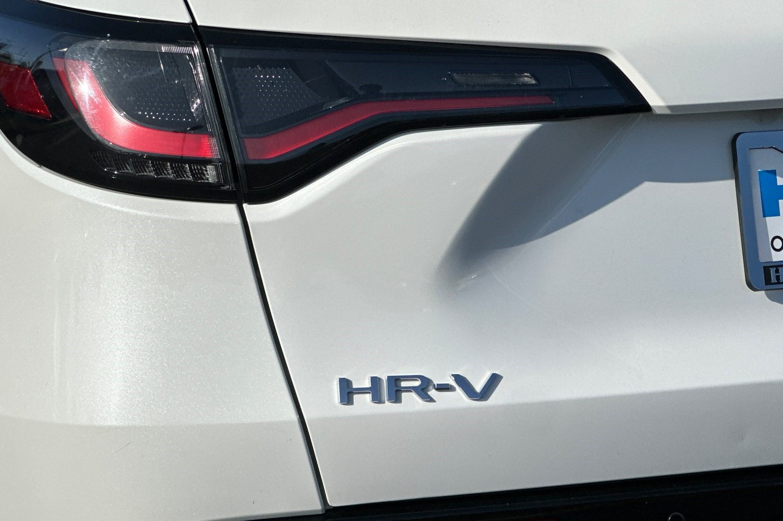 Used 2023 Honda HR-V EX-L image 30