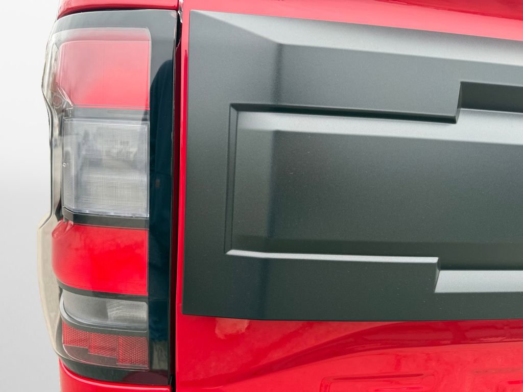New 2026 Nissan Frontier PRO-4X w/ Pro-4x Convenience Package image 21