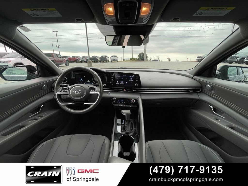 Used 2021 Hyundai Elantra SEL w/ Convenience + Premium Package FWD image 26