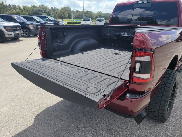 Used 2023 RAM 2500 Laramie AWD/4WD image 11