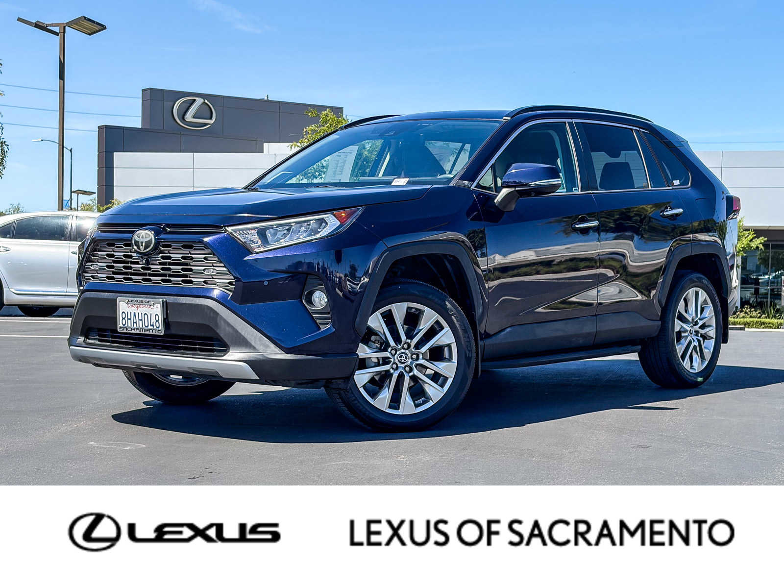 Used 2019 Toyota RAV4 Limited w/ Advanced Technology Package FWD image 1